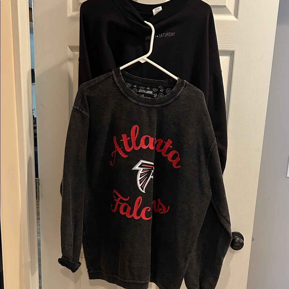 Atlanta Falcons sweatshirtdShirt - Black and Red